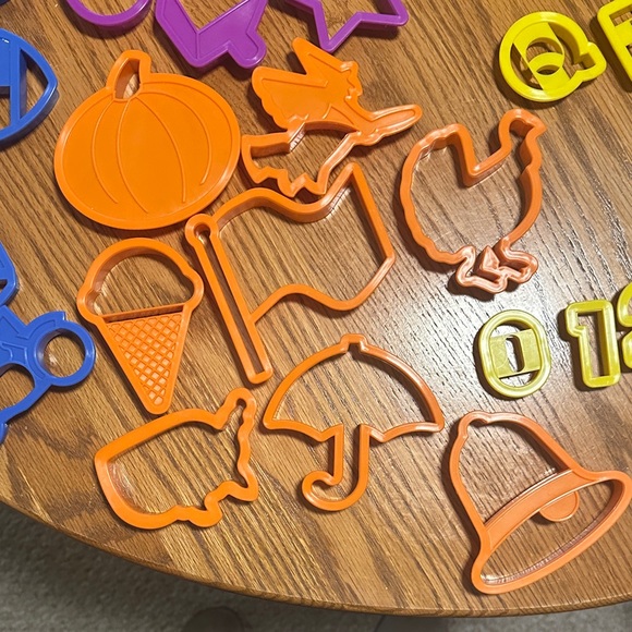 Cookie Cutter Set - Multicolor - Picture 7 of 12